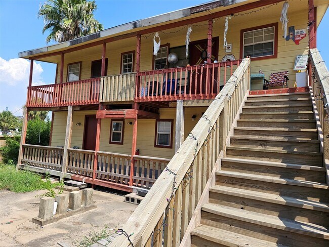 Foto del edificio - 705 Harris Ave