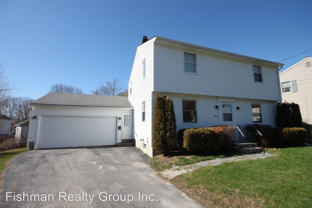 Foto principal - 4 br, 2 bath House - 15 Bancroft Court