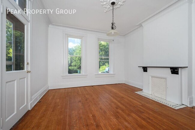 Foto del edificio - Generous 7 bedroom near to Campus & Downto...
