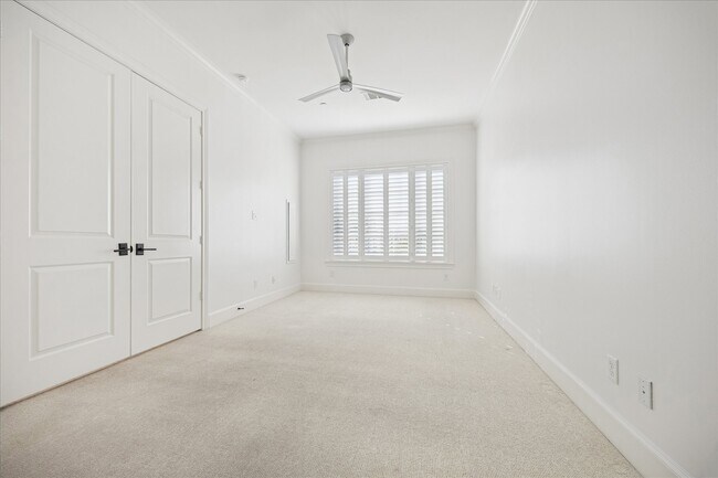 Foto del edificio - 3850 Glen Arbor Dr