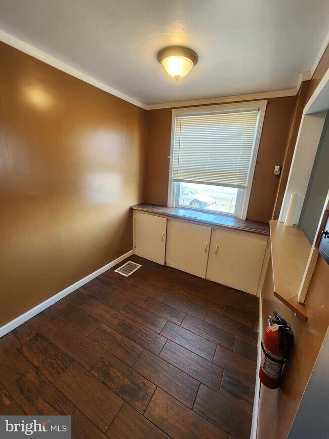 Building Photo - 5308 Harbison Ave