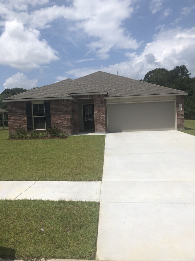 12956 Fowler Dr, Walker, LA 70785 House Rental in Walker, LA