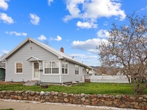 Building Photo - 1217 X Ave