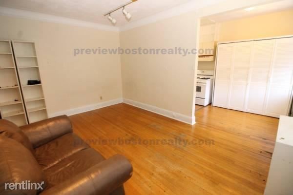 Building Photo - Studio, 1 bath  - 8 Chiswick Rd # 8GNC