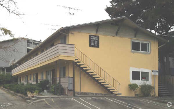 Foto del edificio - 1247-1261 E St