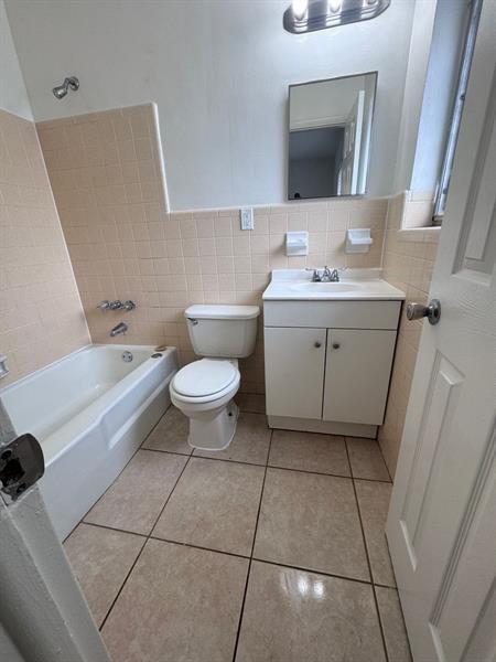 Foto del edificio - 3871 SW 12th Pl