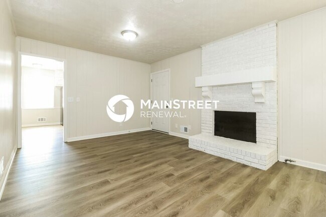 Building Photo - 4 Bedroom Pet-Friendly Home in Conyers, GA...