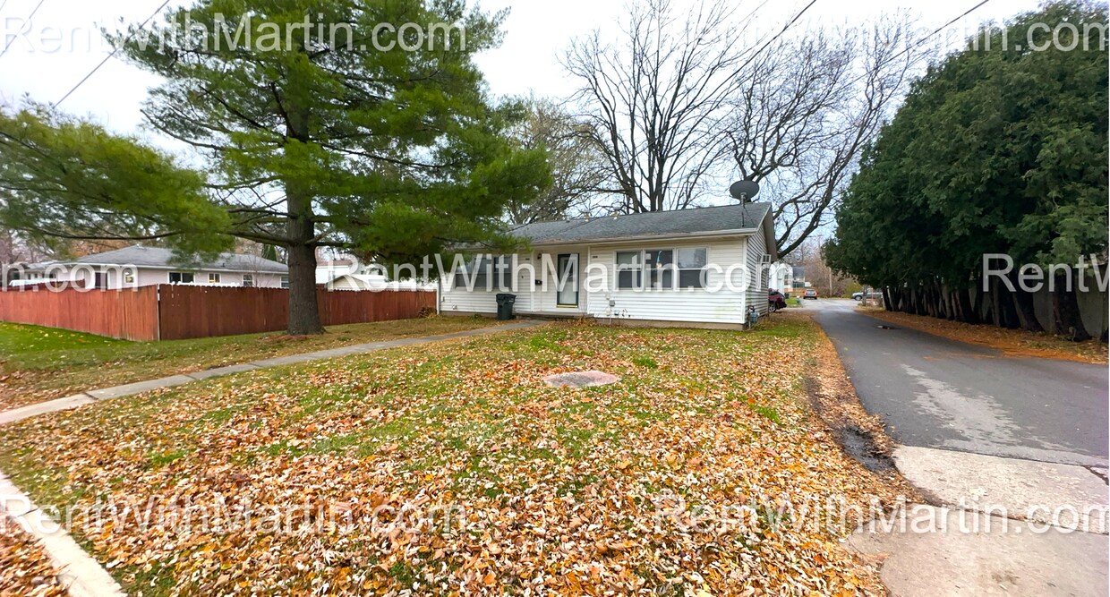 Foto principal - 1644-1646 E Mitchell Ave