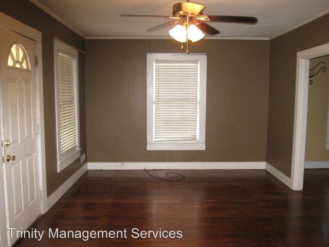 Foto del edificio - 3 br, 1 bath House - 609 Sloan Street