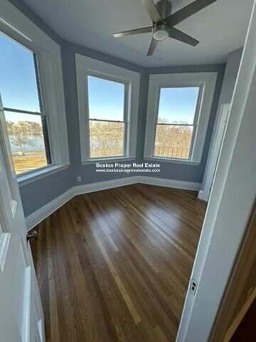 Foto principal - 464 Beacon St