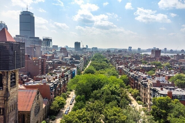 Foto del edificio - 85 Commonwealth Ave