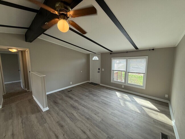 Foto del edificio - 5613 Arapaho Trail