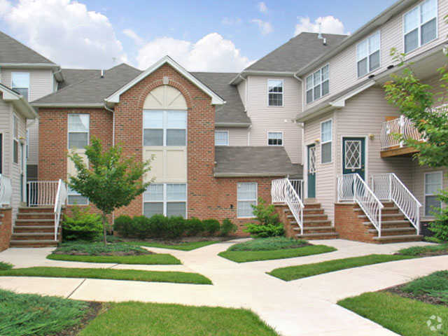 Foto principal - Renaissance Properties