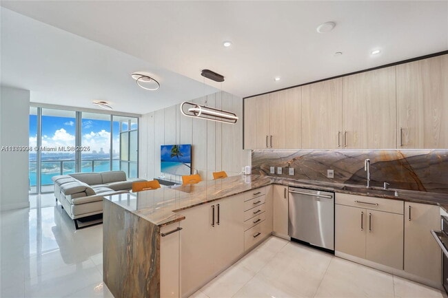 Building Photo - 1100 Biscayne Blvd