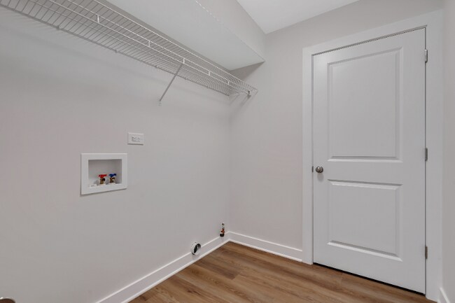 Foto del edificio - 903 Covey Lane