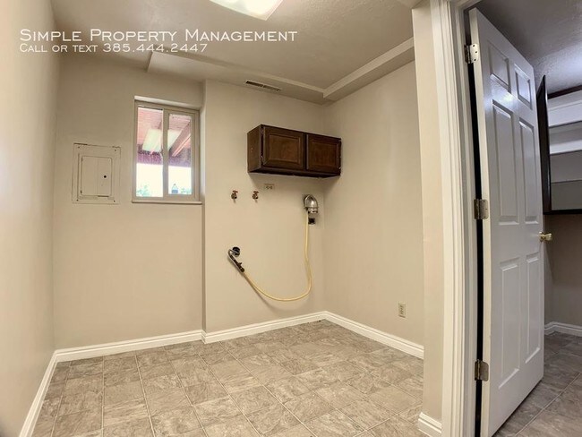 Foto del edificio - 5 bedroom in West Bountiful UT 84087