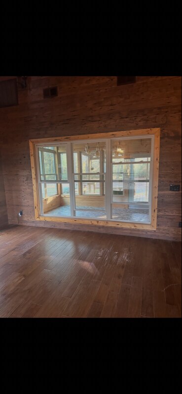 Building Photo - 2042 Mud Rd