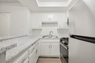 Unit 218 - VIVA Apartment Homes