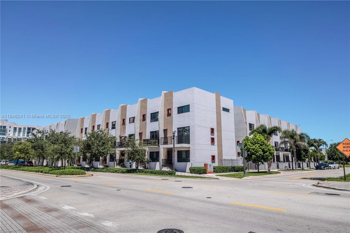 Foto del edificio - 113 NE 6th St
