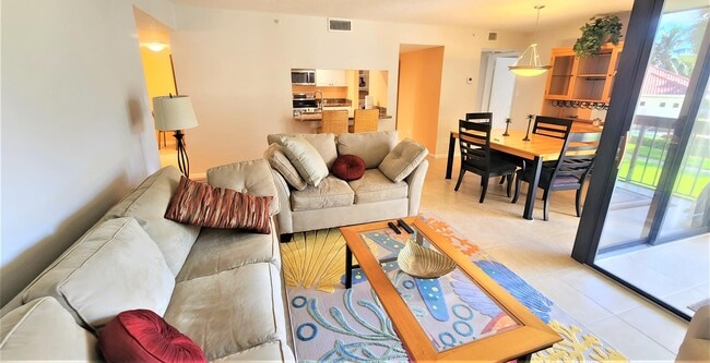 Building Photo - 1915 Lavers Cir