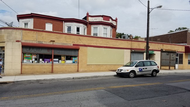 Foto del edificio - 2215 N Washington St