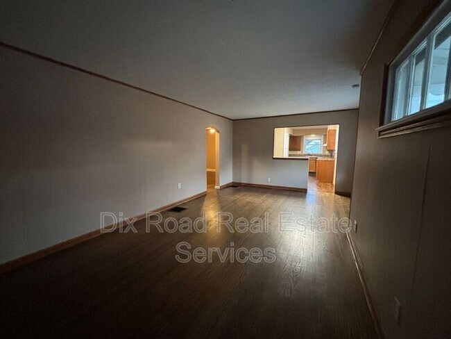 Foto del edificio - 2404 Mundale Ave