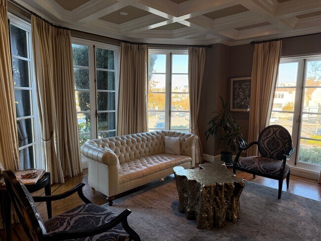 Foto del edificio - Elegant St. Francis Wood Residence - Available Furnished or Unfurnished