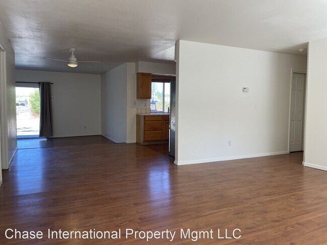 Building Photo - 3 br, 2 bath House - 9315 Ogden Trail