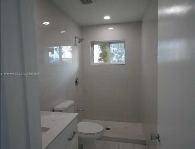 Building Photo - 11460 SW 196th Terrace