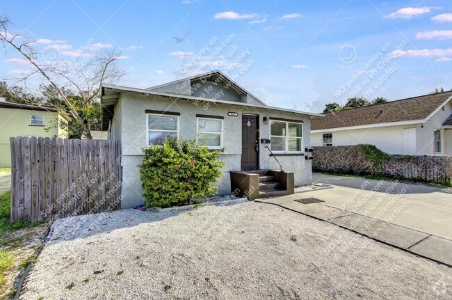 Building Photo - 1811 9th Ave S