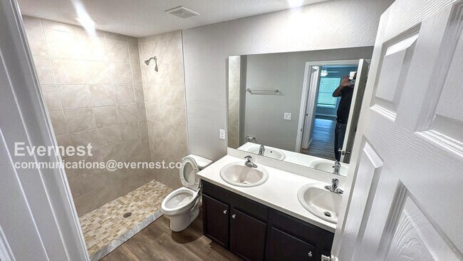 Foto del edificio - 3010 7th St SW