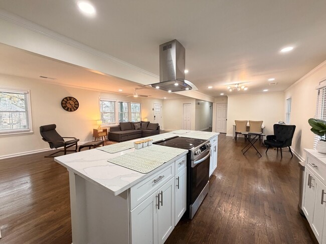 Building Photo - 4068 Monticello Way