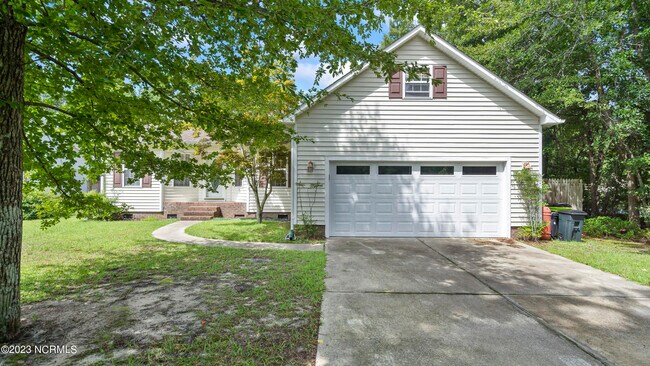 Foto del edificio - 833 Wildwood Pointe Dr