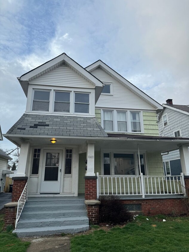 Primary Photo - 10401 Homeworth Ave