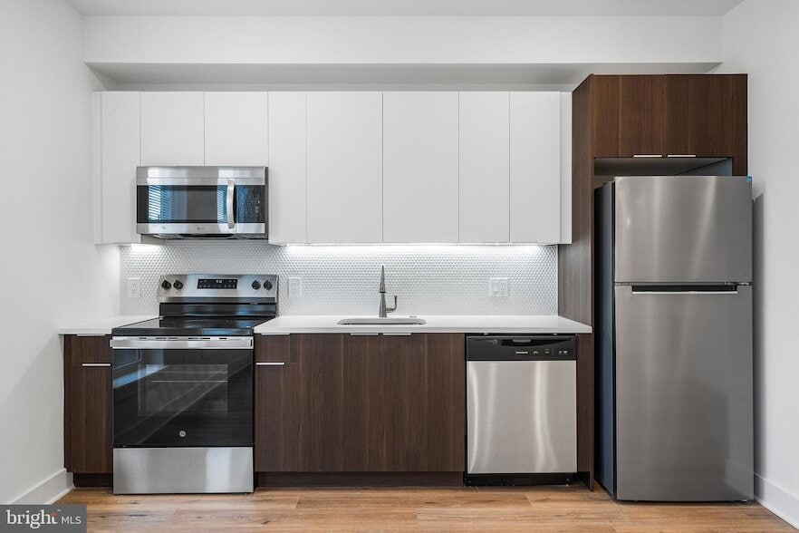 Photo - 4324 Lancaster Avenue Unit 204