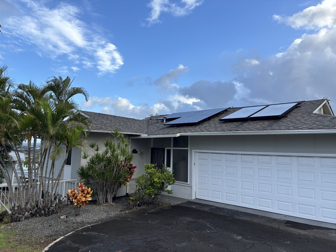 Primary Photo - 1574 Molehu Dr