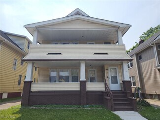 Building Photo - 1306 E 134th St