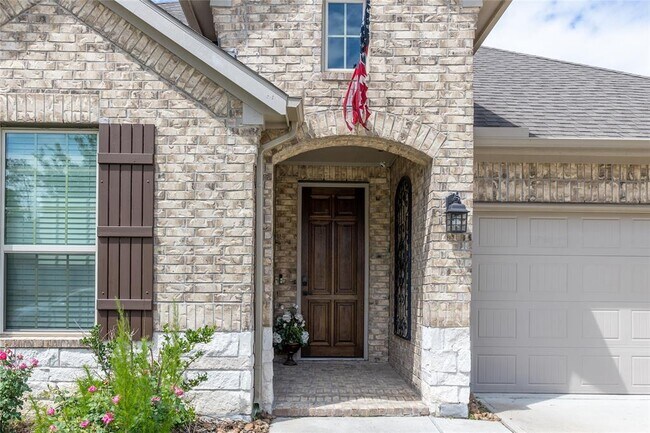 Building Photo - 18102 Humber River Ln