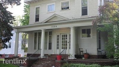 Foto principal - 1024 Broadway N