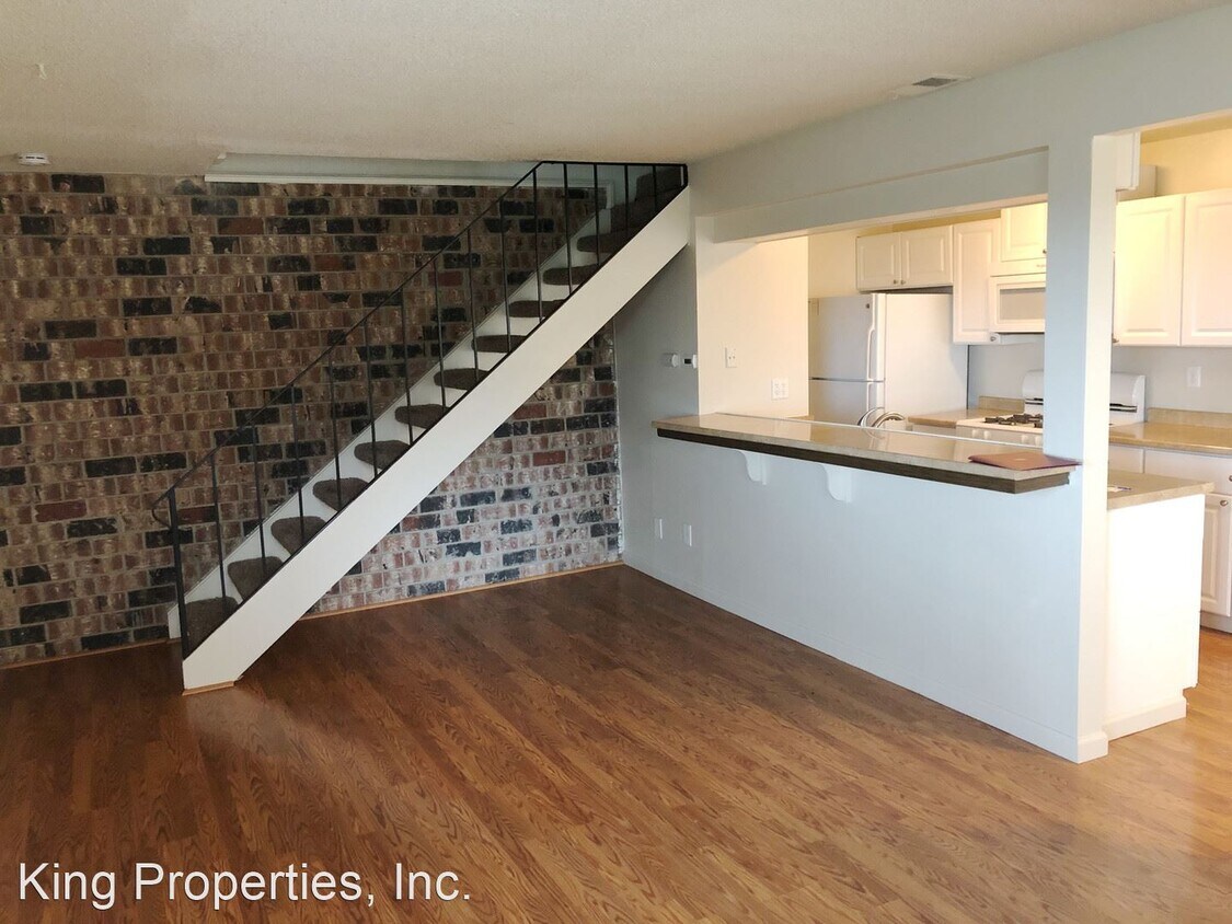 2720 Poleline Rd Unit 2, Davis, CA 95618 Condo for Rent in Davis, CA