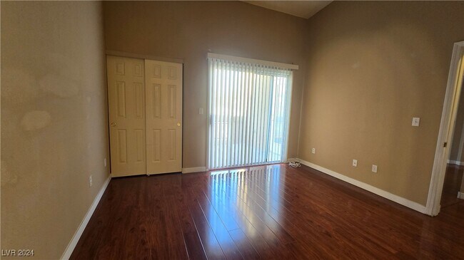Building Photo - 900 Heavenly Hill Ct