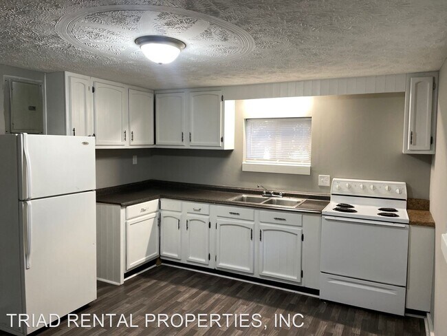 Building Photo - 1 br, 1 bath House - 1153 FOX COUNTRY RD