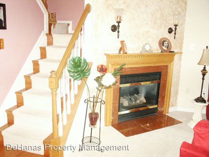 Building Photo - 10761 Esprit Pl