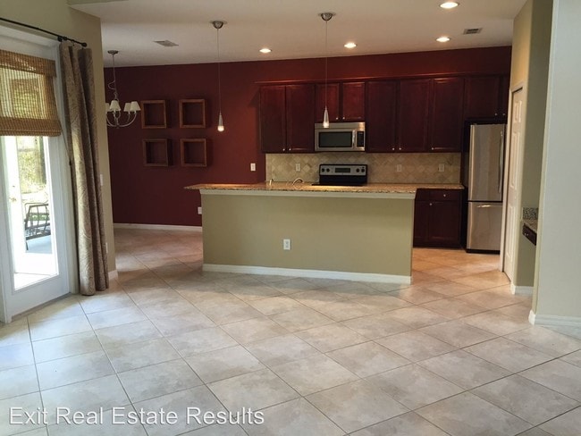 Building Photo - 1563 Song Sparrow Ct