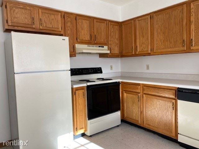 Building Photo - 2 br, 1 bath Duplex - 405 N State St  Villa