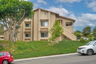 Building Photo - 3796 San Ramon Dr