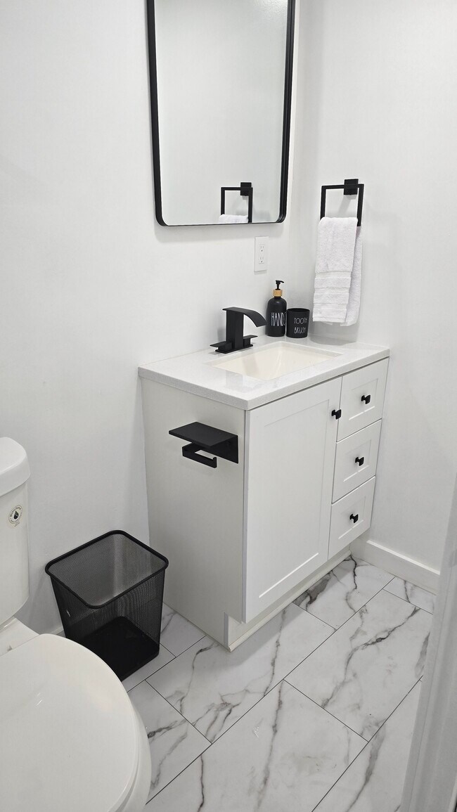 Foto del edificio - 19353 SW 103rd Ct