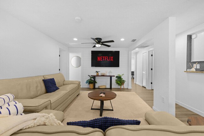 Foto del edificio - 2229 Alice Rd