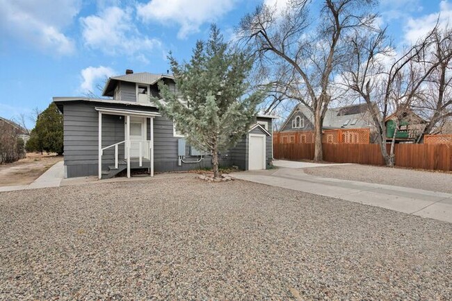 Foto del edificio - Renovated 2 Bedroom in Downtown Victorian Complex