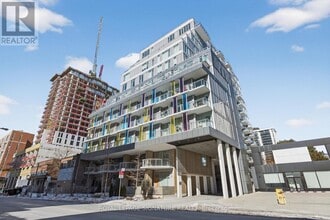 Building Photo - 68 Merton St